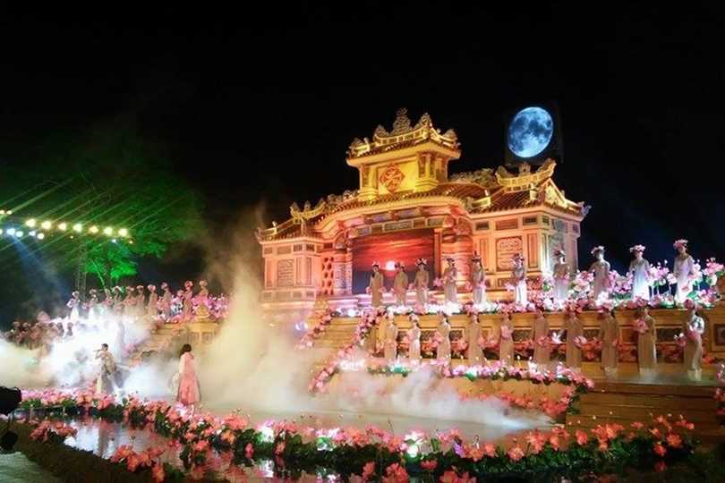 Festival nghề truyền thống Huế sẽ diễn ra dọc 2 bờ sông Hương Festival nghề truyền thống Huế sẽ diễn ra dọc 2 bờ sông Hương